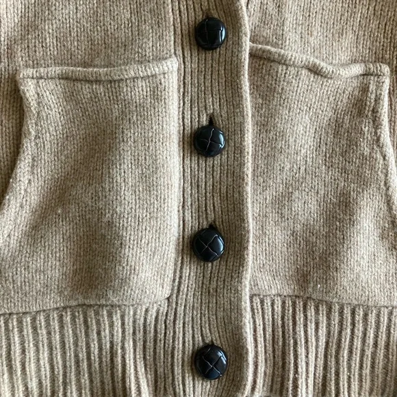 Women’s Madewell Button Sweater Size Small 100% Merino Wool Tan GUC - Picture 7 of 10